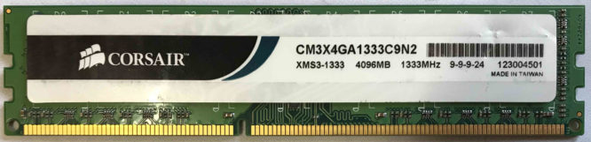 4GB PC3-10600U Corsair